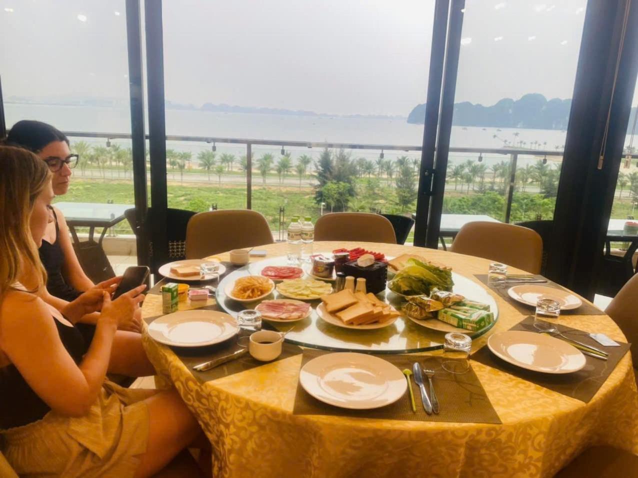 Ha Long Land Hotel Εξωτερικό φωτογραφία
